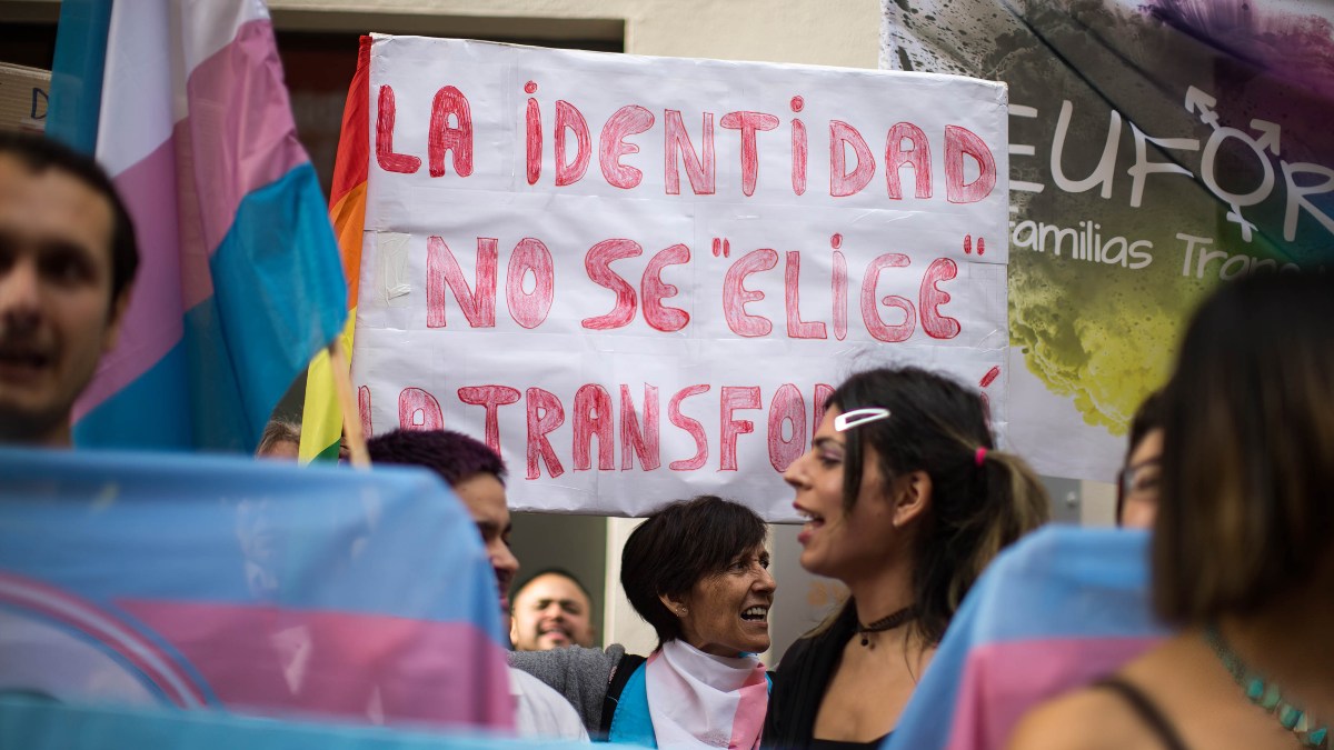 Las feministas clásicas consideran «inútiles» las enmiendas del PSOE a la ‘ley trans’