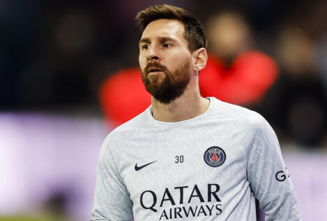 Messi se interna en el área del dólar… tras regatear a Nike
