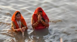 Ascienden a 141 los muertos por el derrumbe de un puente colgante en el estado indio de Gujarat
