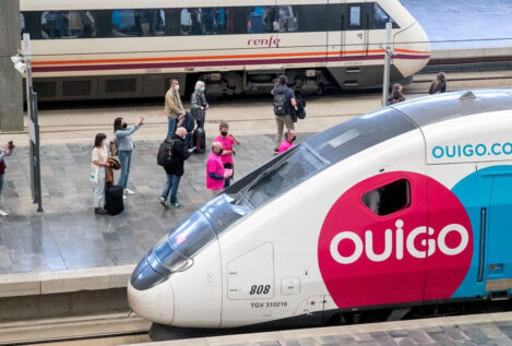 El 'AVE low cost' llega a Valencia con Ouigo (y Renfe ya ofrece billetes más baratos)