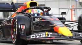 Checo Pérez se alza con la victoria en Singapur y retrasa el alirón de Verstappen