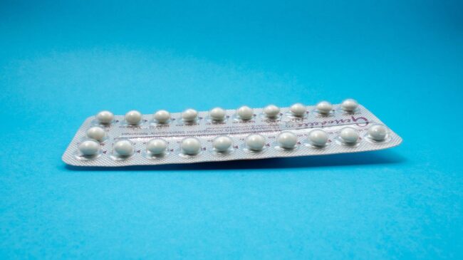 Médicos y farmacéuticos avanzan hacia la venta de un anticonceptivo hormonal sin receta