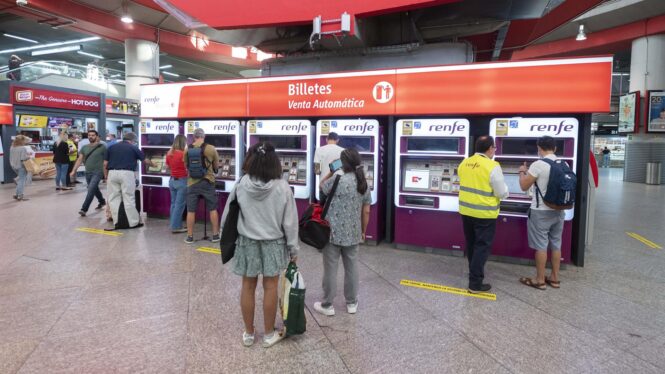 Los viajes en tren se dispararon un 40% en septiembre por la gratuidad de los abonos