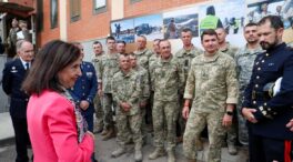 Robles visita a los militares ucranianos en España: «Les apoyaremos hasta que ganen»