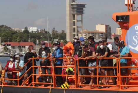 Salvamento Marítimo rescata a 264 personas en cuatro botes en la Ruta Canaria