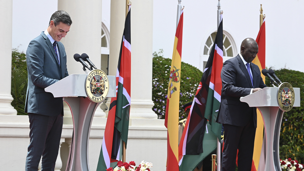 Sánchez confunde por dos veces Kenia con Senegal y su presidente le corrige