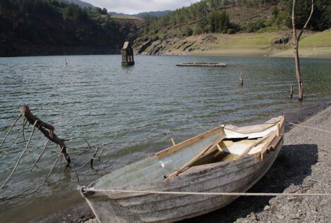 La sequía y el trasvase de agua a Portugal dejan los embalses españoles en mínimos históricos