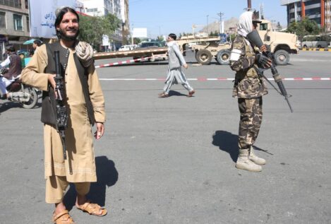 EEUU se reúne con los talibanes por primera vez desde la muerte del líder de Al Qaeda