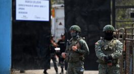 Ecuador declara el estado de excepción tras la muerte de cinco policías a manos de narcos