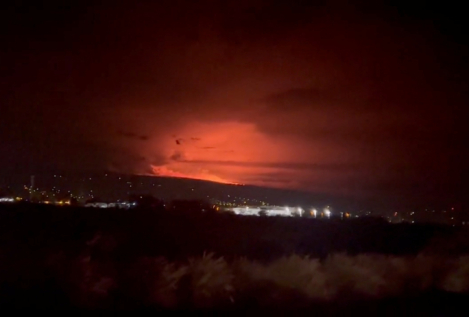 El volcán más grande del mundo entra en erupción en Hawái tras casi 40 años dormido