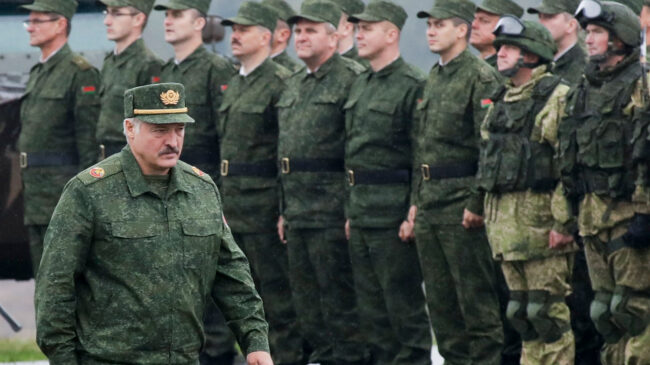 Rusia estaría preparando un acto de provocación para que Bielorrusia entre en la guerra, según un medio