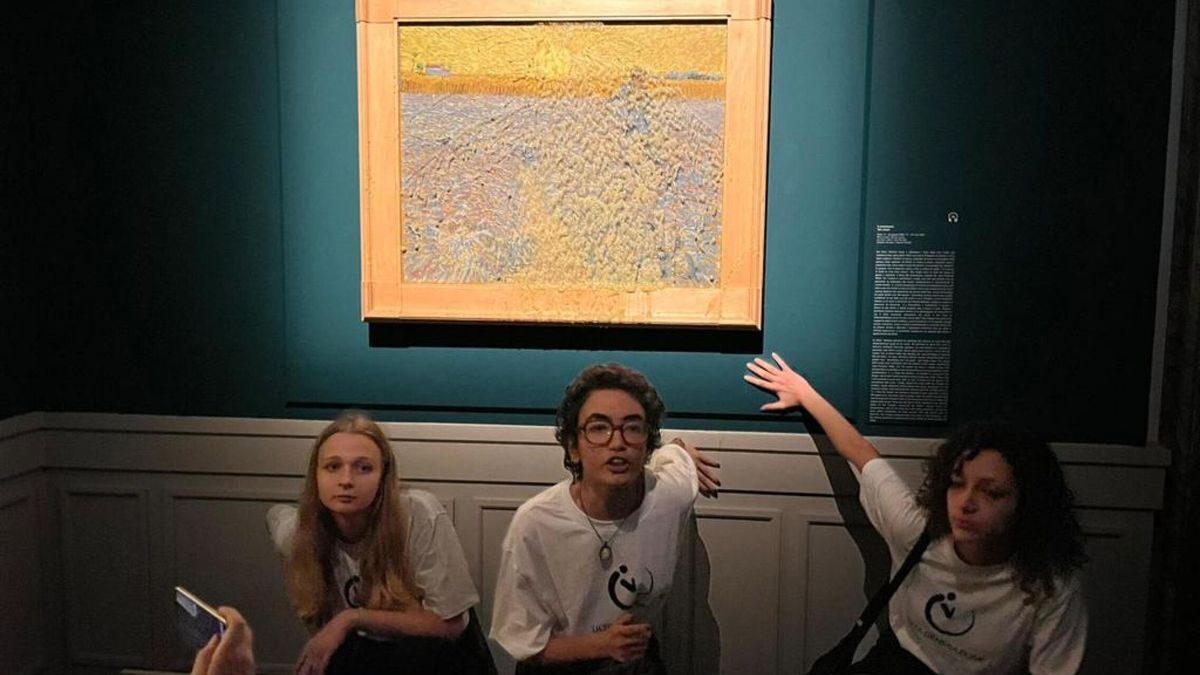 (VÍDEO) Una nueva obra es atacada por activistas: vierten puré de verduras en ‘El sembrador’ de Van Gogh en Roma