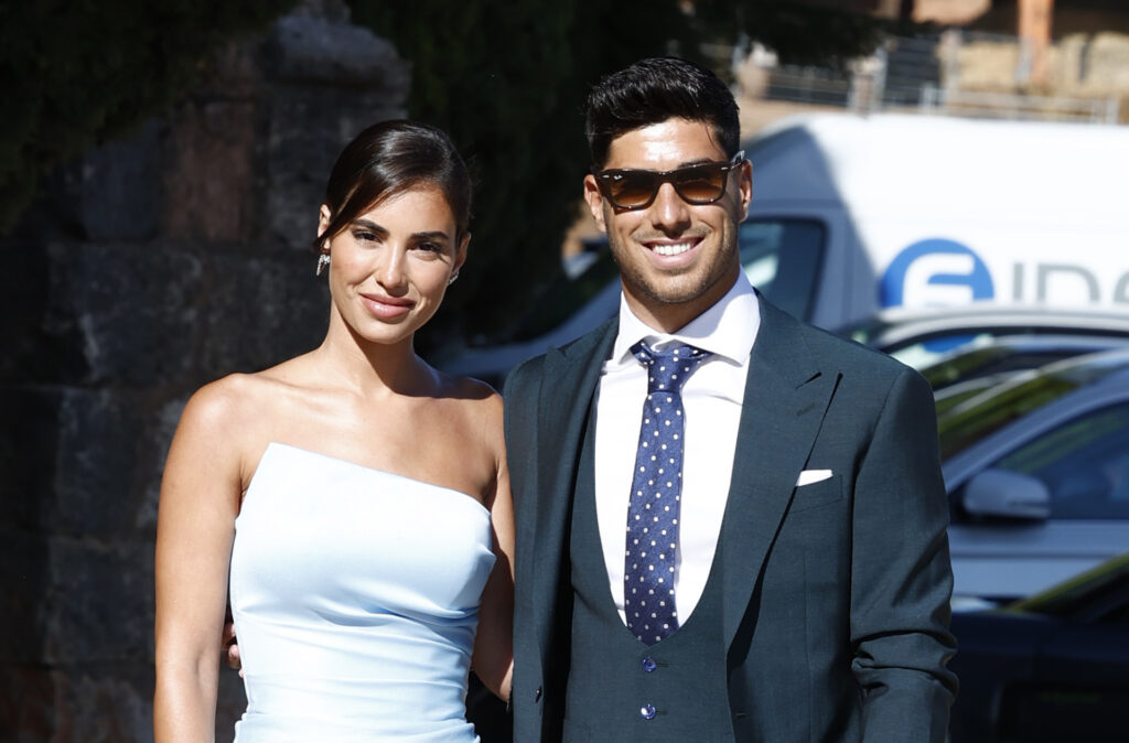 Marco Asensio y Sandra Garal en una boda. Gtres