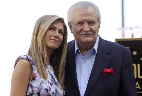 Jennifer Aniston llora la muerte de su padre, el conocido actor de telenovelas