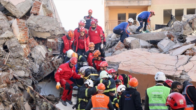 Un terremoto de magnitud 6,1 en Turquía deja decenas de heridos