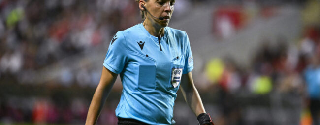Seis mujeres árbitras: el otro gran reto del Mundial de Qatar