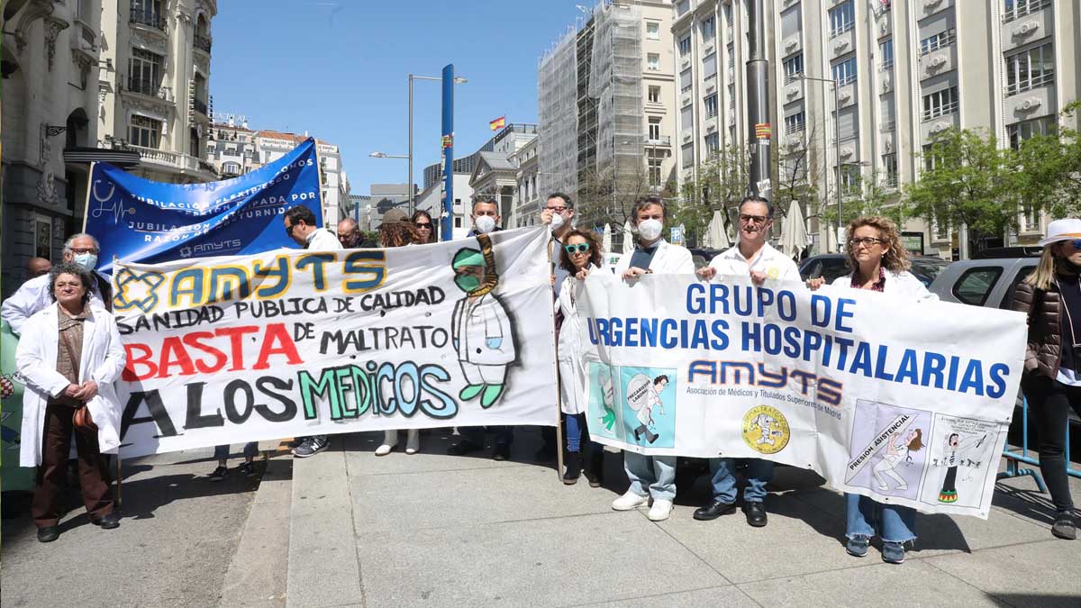 Arranca la huelga de médicos en Madrid por el «caos» en los centros de urgencias 24 horas 