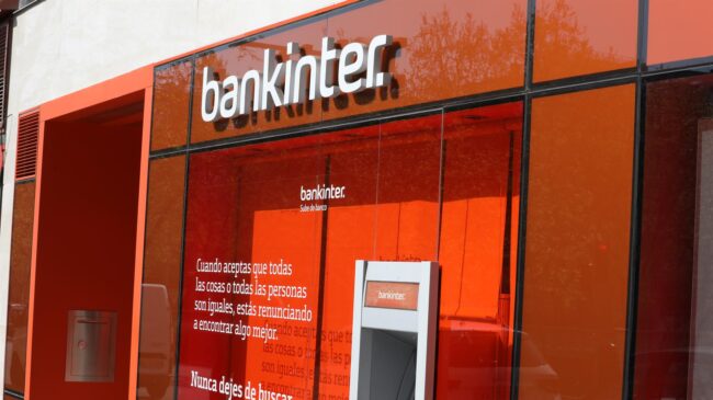 Bankinter es el banco más barato en créditos y BBVA el que paga menos por los depósitos