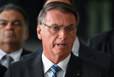 Bolsonaro evita hablar de la derrota y asegura que cumplirá los mandatos de la Constitución