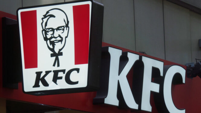 KFC se disculpa tras hacer una promoción en Alemania con la noche de los cristales rotos