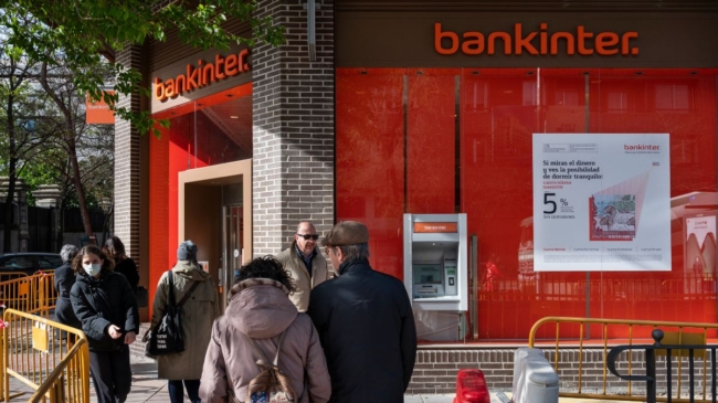 Bankinter, primer banco que anuncia un recurso contra el impuesto extraordinario