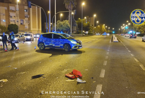 Muere un repartidor de comida a domicilio en Sevilla tras colisionar su moto con un turismo