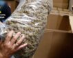 Detienen a un joven en Otura por llevar más de 90 kilos de marihuana en su furgoneta