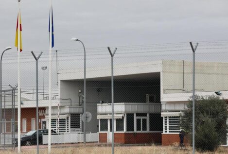Interior acerca a otros seis presos de ETA al País Vasco ante la indignación de las víctimas
