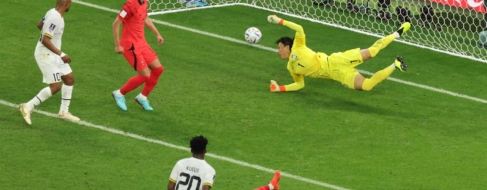 Ghana sobrevive y deja contra las cuerdas a Corea del Sur