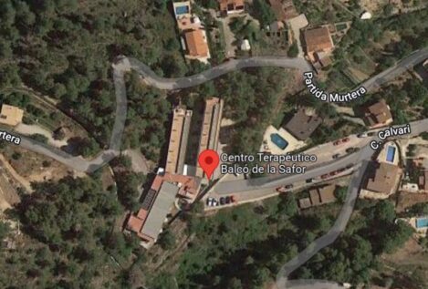 Evacuadas 76 personas por un incendio en un centro terapéutico de Ador (Valencia)