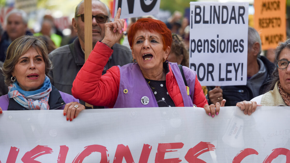 El 64% de pensionistas cobra menos del salario mínimo, pero no tendrá cheque del Gobierno