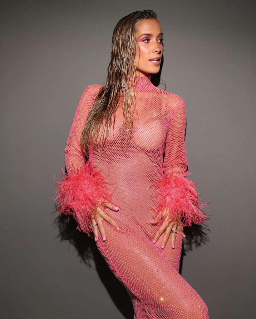 María Pombo con vestido de noche rosa. (Fuente: Instagram)