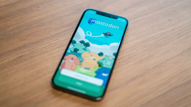 Cómo funciona Mastodon, la red a la que se están yendo algunos usuarios de Twitter