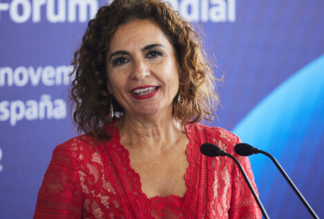 Montero anuncia nuevas medidas fiscales para luchar contra la subida de precios