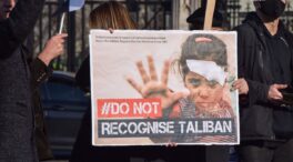 Los talibanes prohíben los gimnasios y los baños públicos a las mujeres en Afganistán