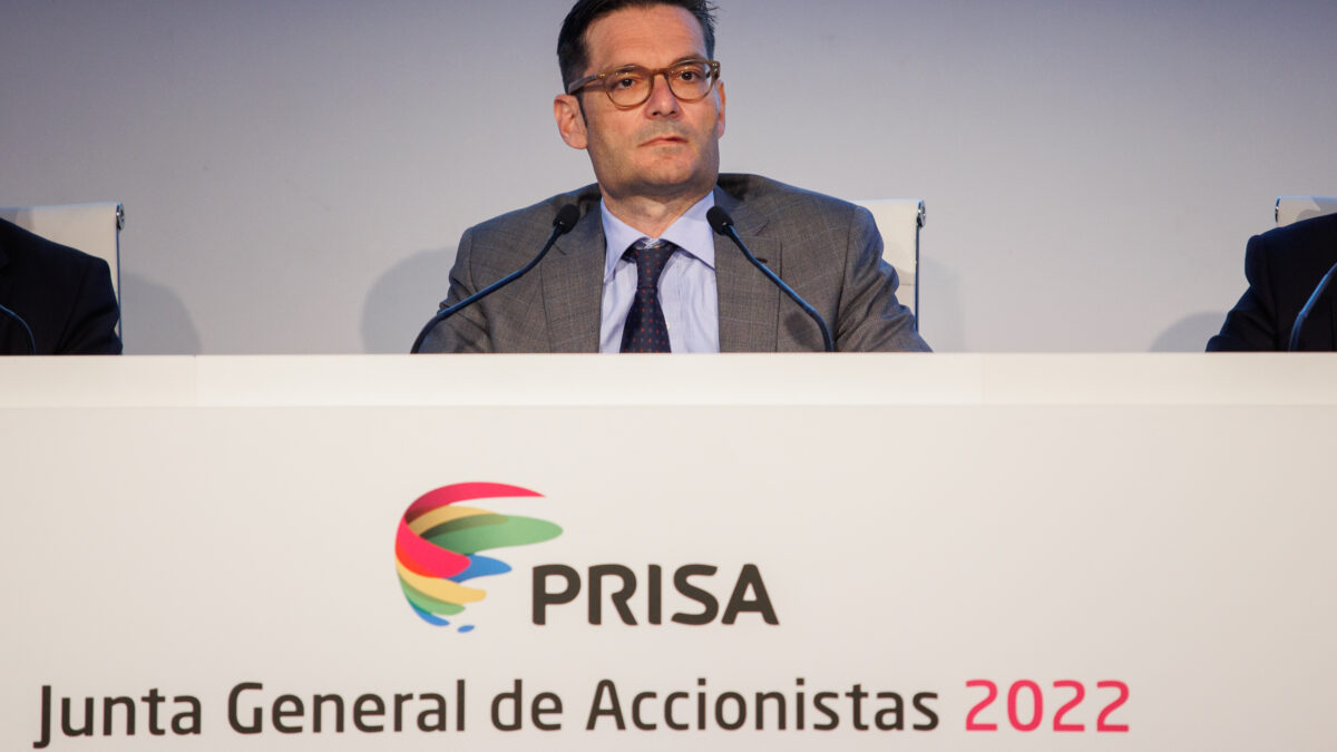 El presidente de Prisa acelera la sustitución de Barroso para evitar una rebelión en el consejo