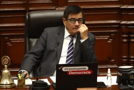 El presidente del Congreso de Perú acusa al Gobierno de Castillo de querer cerrar la Cámara