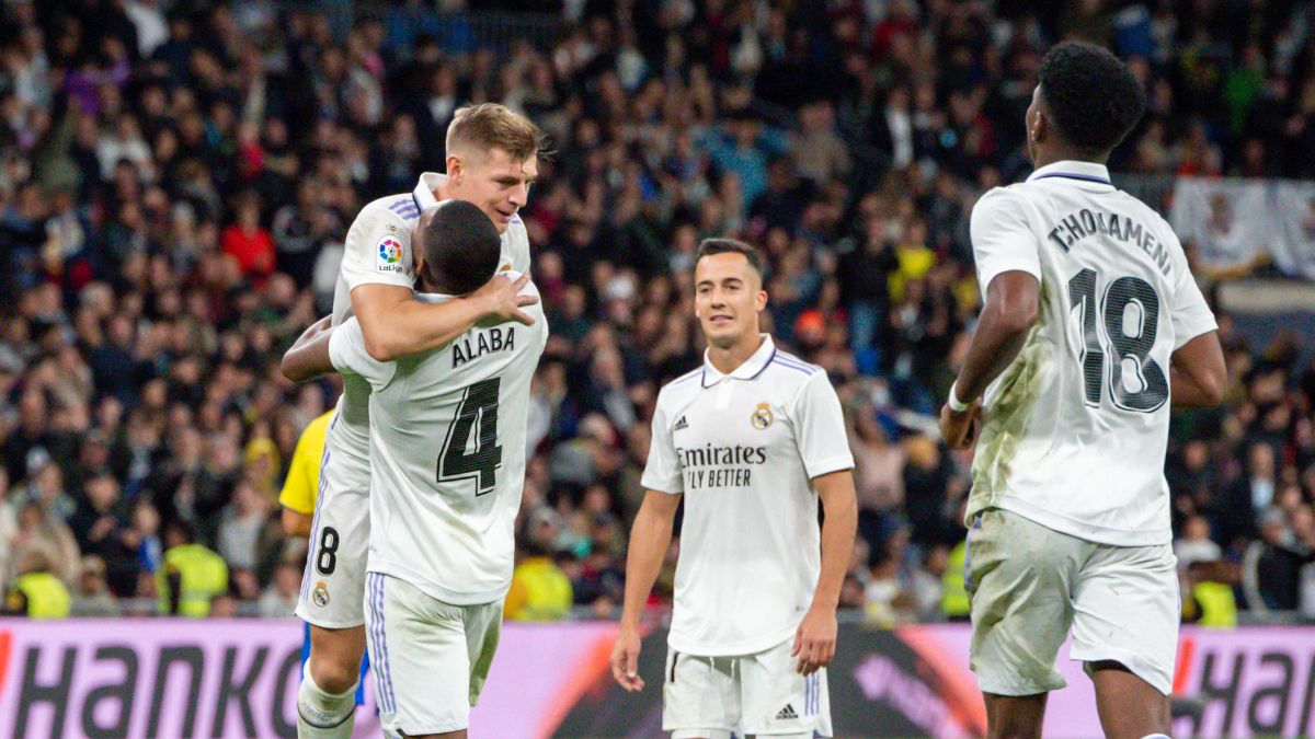 El Real Madrid cumple con una victoria ajustada y sin demasiado brillo ante el Cádiz