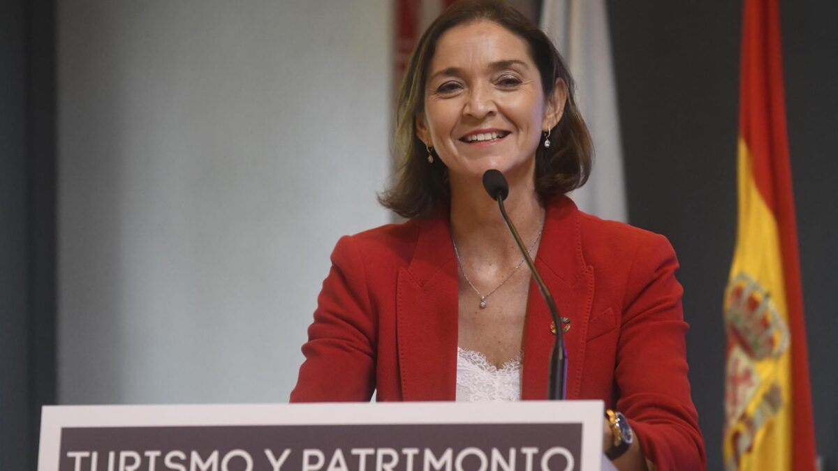 La ministra Reyes Maroto aspirará a la candidatura del PSOE al Ayuntamiento de Madrid
