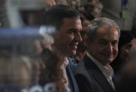 Sánchez delega en Zapatero la interlocución con Maduro tras el acercamiento de Macron