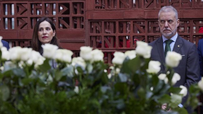 El Parlamento Vasco recuerda el Día de la Memoria sin la presencia de PP+Cs ni Vox