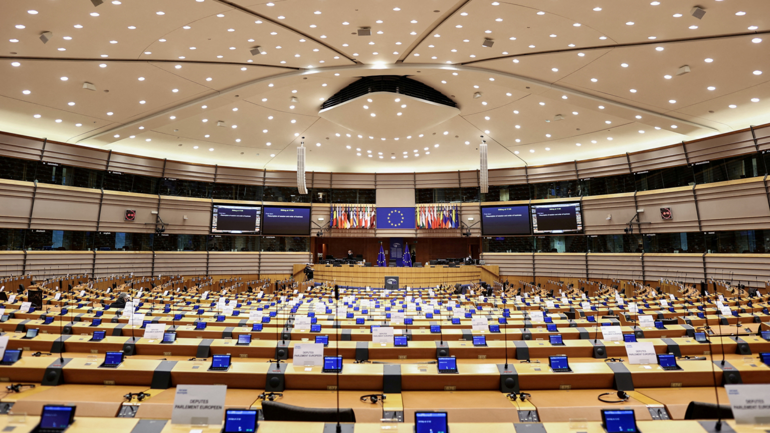 La Policía registra el Parlamento Europeo en busca de pruebas de los sobornos de Qatar