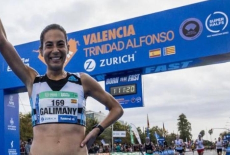Marta Galimany bate en Valencia el récord de España de maratón
