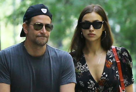 El romántico paseo de Bradley Cooper e Irina Shayk entre rumores de reconciliación