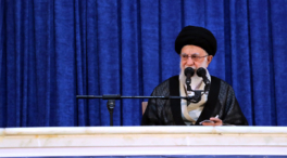 El ayatolá Jamenei  pide una «reconstrucción revolucionaria del sistema cultural de Irán»