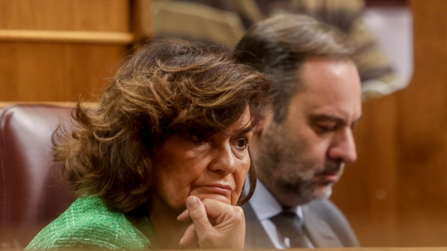 El PSOE abre expediente sancionador a Carmen Calvo por no apoyar la 'ley Trans'