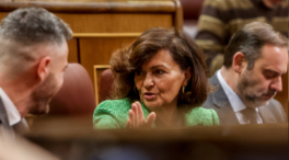 Carmen Calvo se abstiene en la votación de la 'ley trans'