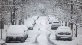 Nueva York declara el estado de emergencia tras la gran tormenta helada que está afectando a buena parte de EE.UU.