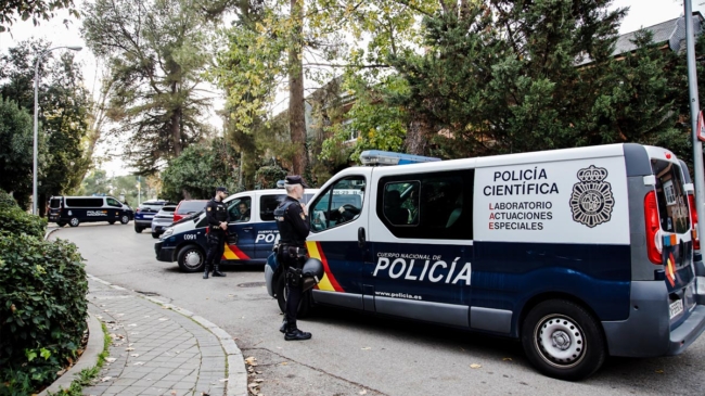 La Embajada de Ucrania en Madrid recibe un sobre con restos de sangre y un ojo de animal