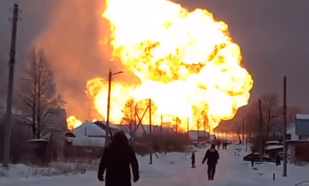 (VÍDEO) Tres muertos y un herido tras la explosión de un gasoducto ruso que garantiza el bombeo a Europa